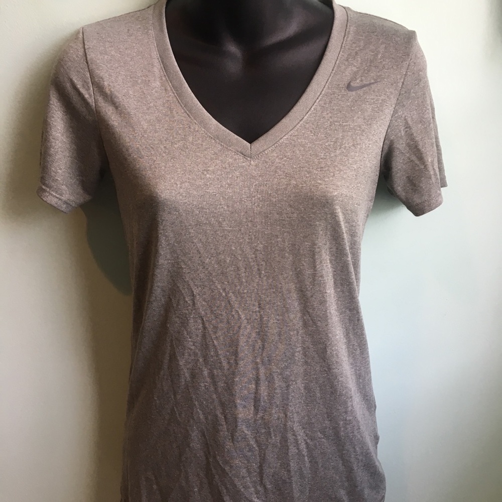 NIKE Tee Barely Used Like New